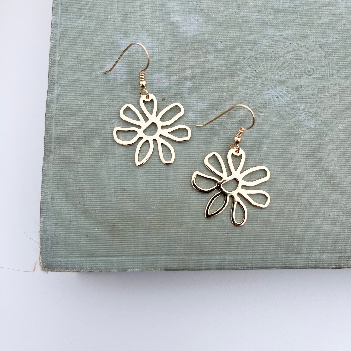 The Mini Daisy Dangles