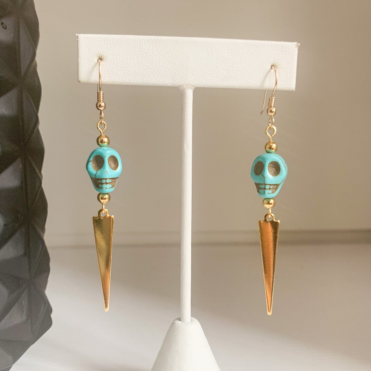 The Salem Dangles