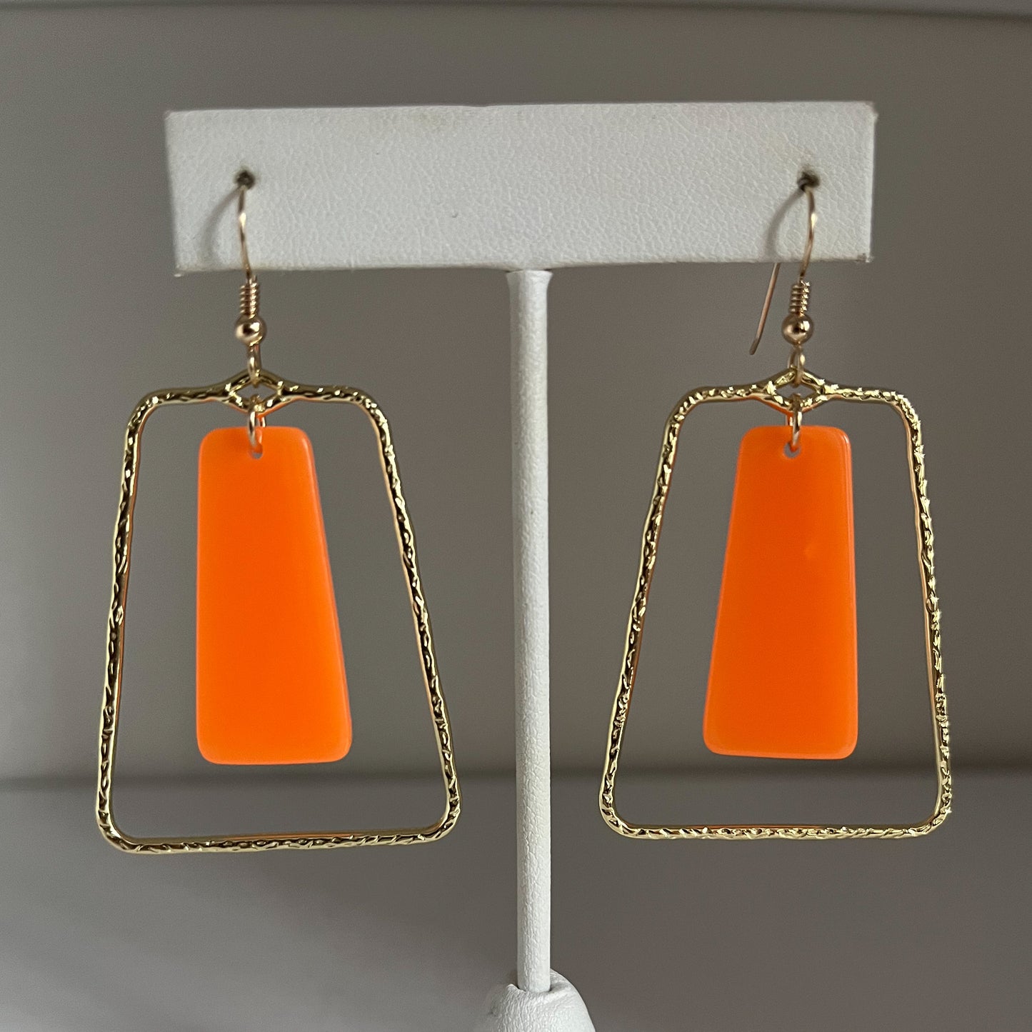 The GBO Dangles