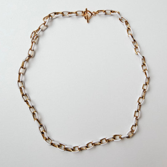 The Snowi Necklace