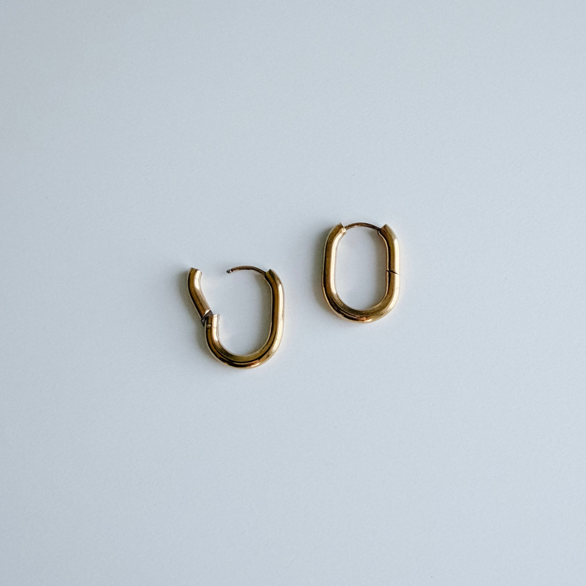 The River Hoops