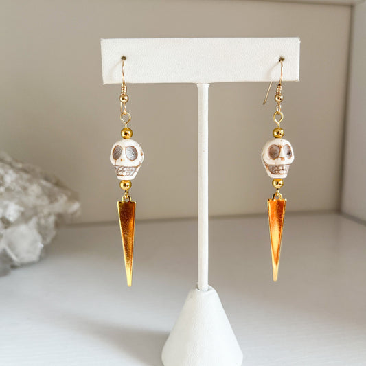 The Salem Dangles
